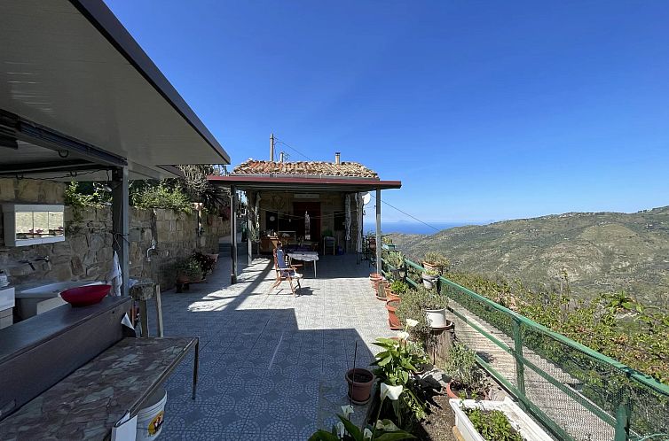 Appartement in Reitano