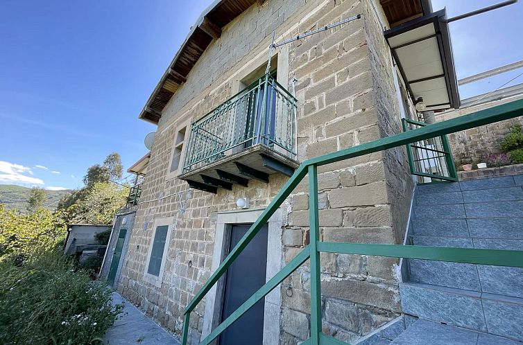 Appartement in Reitano
