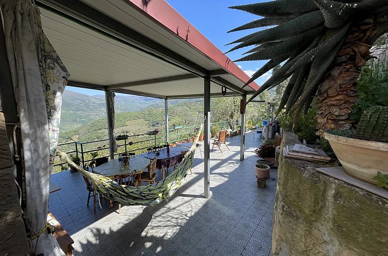 Appartement in Reitano