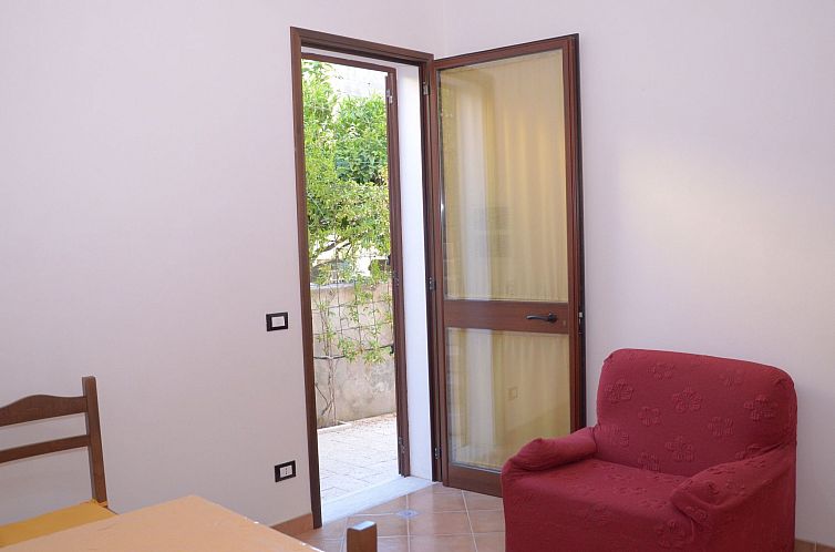 Appartement Wohnung in Custonaci mit Kleinem Garten