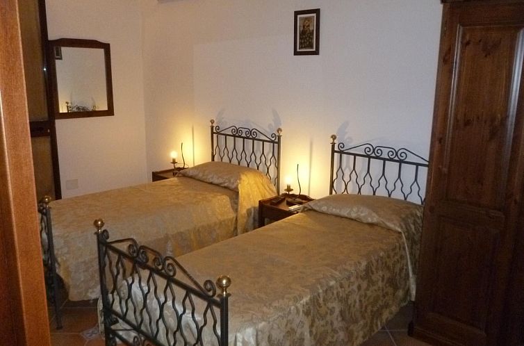 Appartement Wohnung in Custonaci mit Kleinem Garten