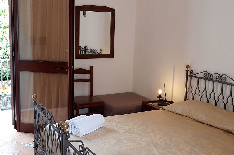Appartement Wohnung in Custonaci mit Kleinem Garten