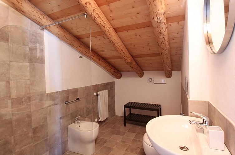 Appartement mit Terrasse