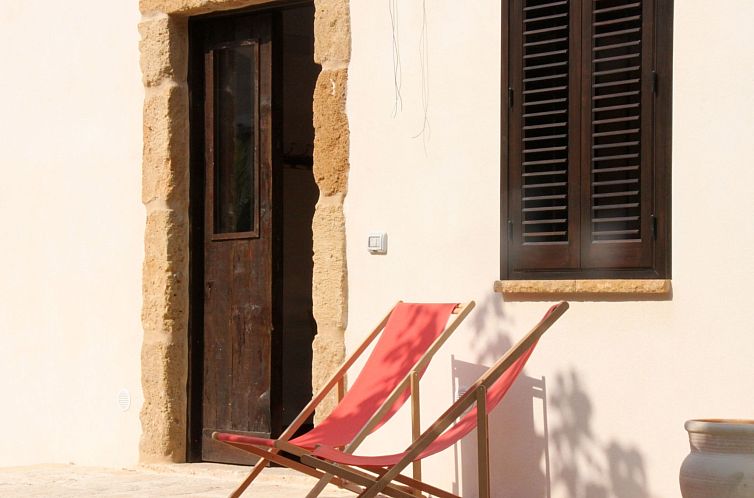 Appartement Wohnung in Partinico mit Privatparkplatz