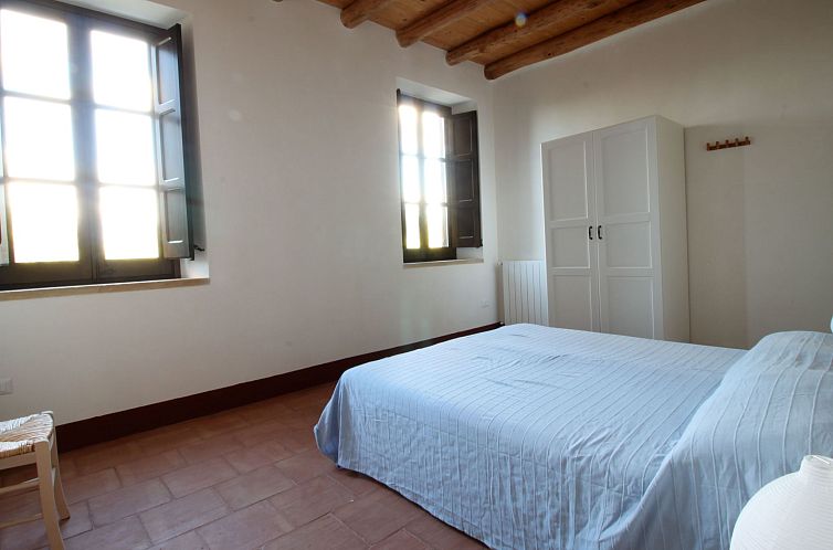 Appartement Wohnung in Partinico mit Privatparkplatz