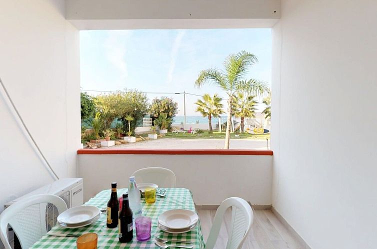 Guest house 09411323 - Apartment Sicily - Appartement mit Grill, Terrasse und Garten
