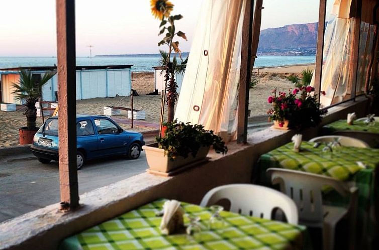 Appartement mit Grill, Terrasse und Garten