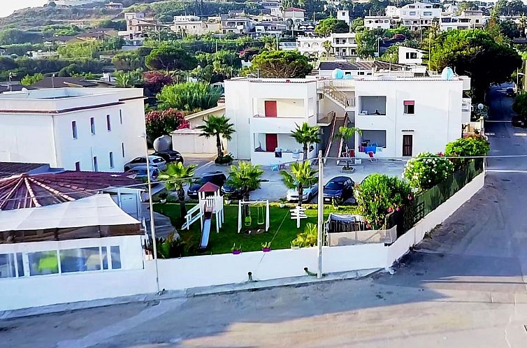 Appartement mit Grill, Terrasse und Garten