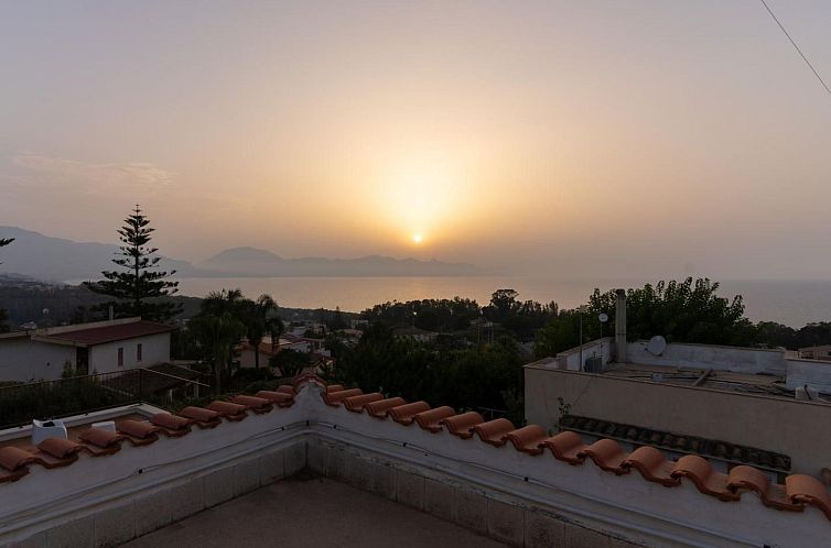 Vakantiehuis Villa Panorama del Golfo mit privatem Pool und 