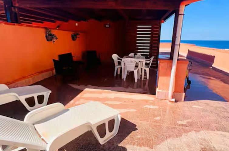 Guest house 09411347 - Apartment Sicily - Appartement Haus Filippa mit Entspannungsterrasse