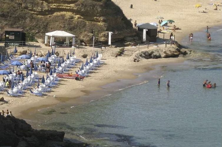 Appartement Wohnung Glicine mit Schwimmbad und Meerblick
