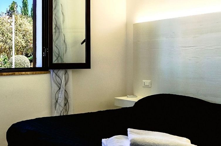 Appartement Wohnung Glicine mit Schwimmbad und Meerblick