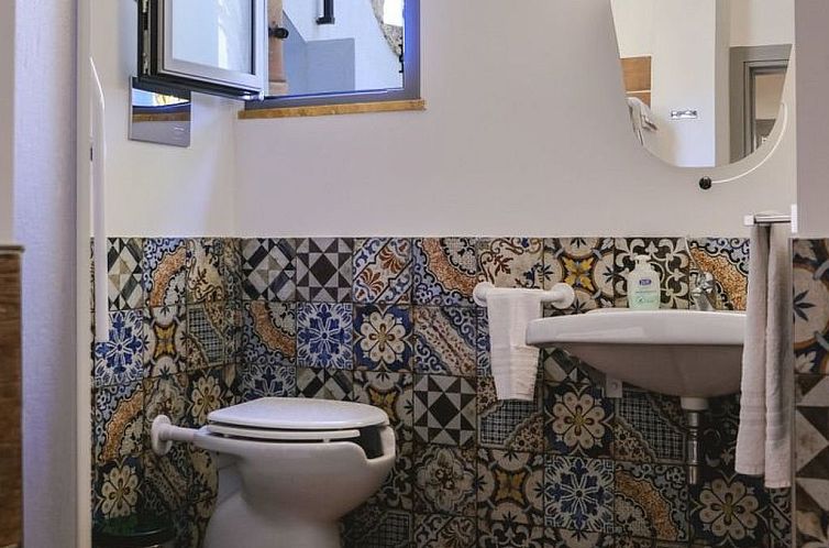 Appartement Wohnung Glicine mit Schwimmbad und Meerblick