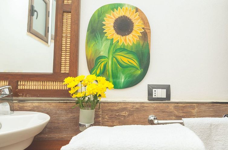 Appartement Wohnung GIallo mit Schwimmbad und Meerblick
