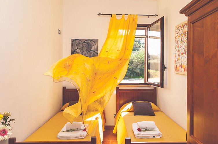 Appartement Wohnung GIallo mit Schwimmbad und Meerblick