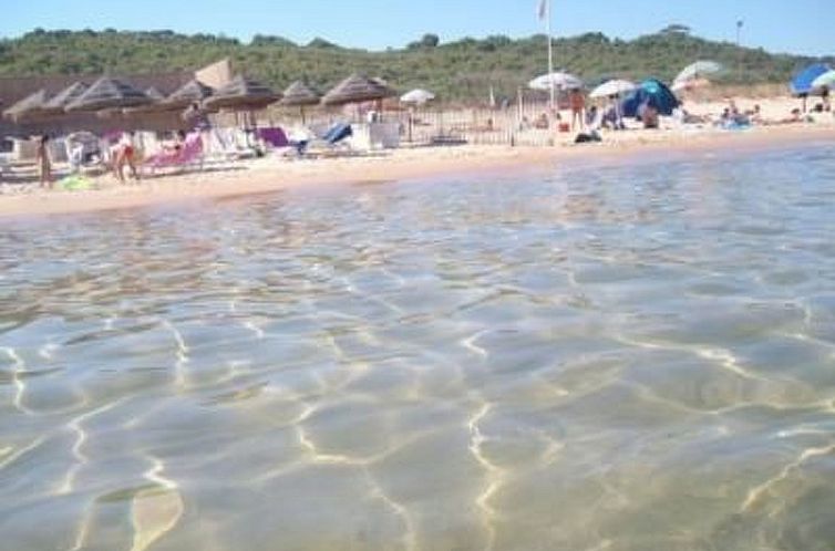 Appartement Lila Wohnung mit Schwimmbad und Meerblick