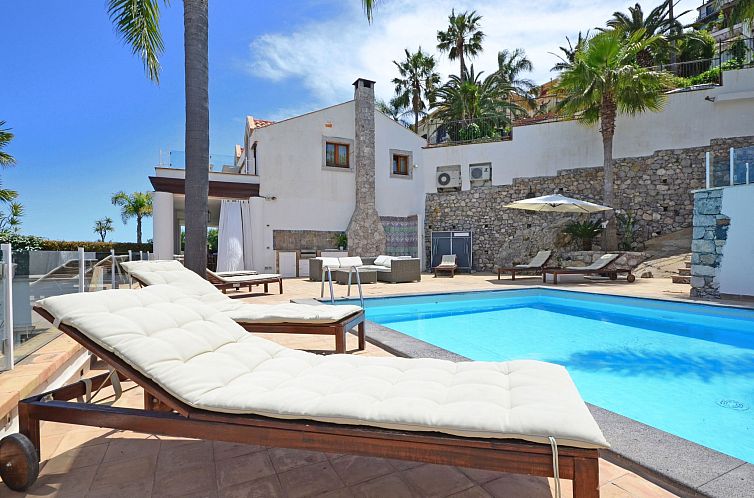 Vakantiehuis Ferienvilla mit Whirlpool