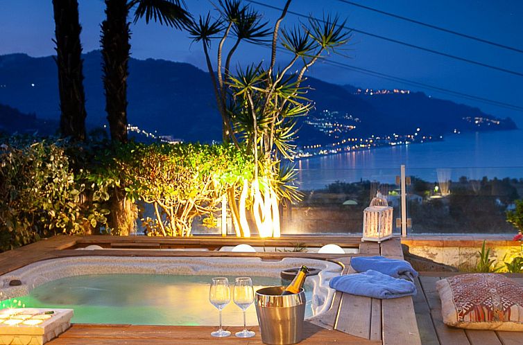 Vakantiehuis Ferienvilla mit Whirlpool