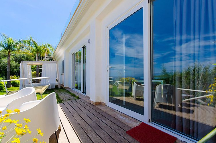 Appartement Wohnung mit Meerblick, Balkon und Pool