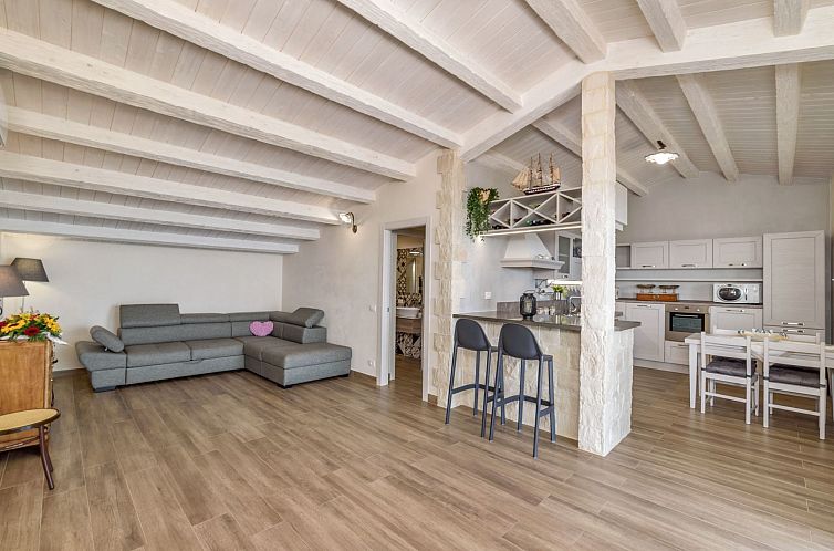 Appartement Appartement in Donnalucata mit Möblierter Terra