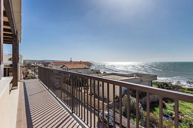 Appartement Appartement in Donnalucata mit Möblierter Terra