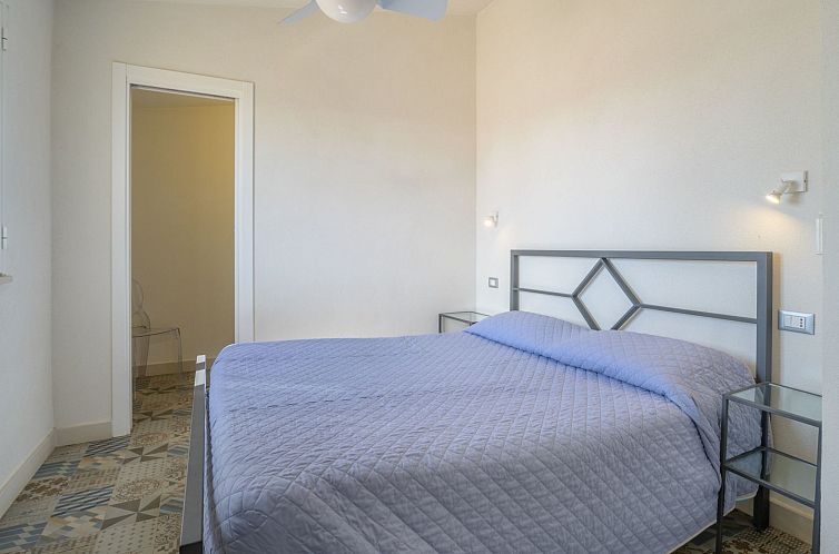 Appartement in Donnalucata mit Grill und Terrasse