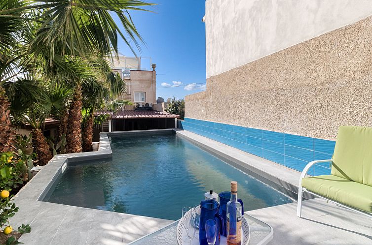 Vakantiehuis Poseidon, Villa am Meer mit Panoramaterrasse