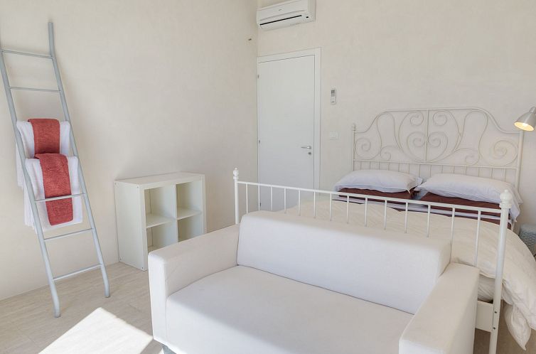 Vakantiehuis Poseidon, Villa am Meer mit Panoramaterrasse