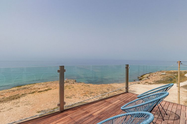 Vakantiehuis Poseidon, Villa am Meer mit Panoramaterrasse