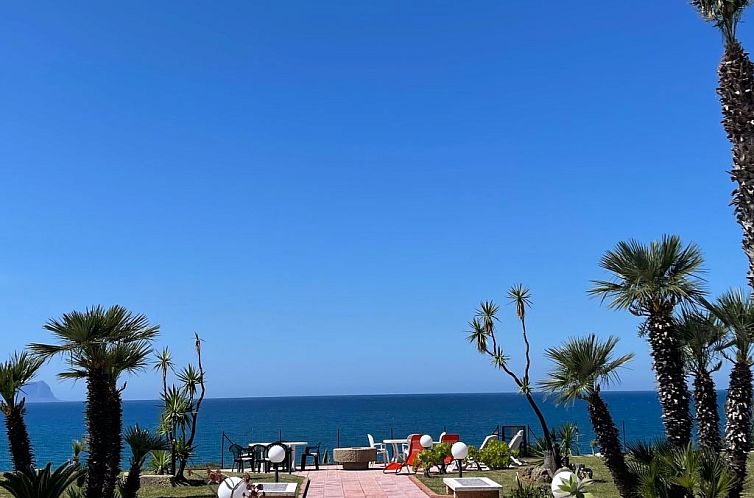 Guest house 09412505 - Apartment Sicily - Appartement Villa Gina in Trappeto