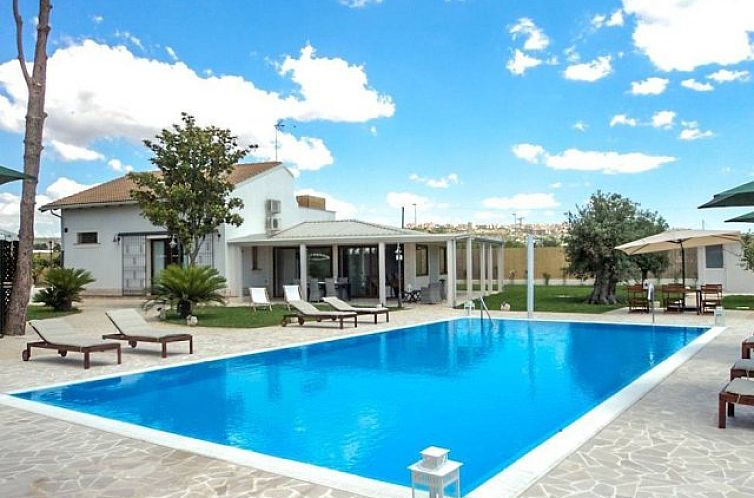 Guest house 09412806 - Holiday property Sicily - Vrijstaande woning in Ispica