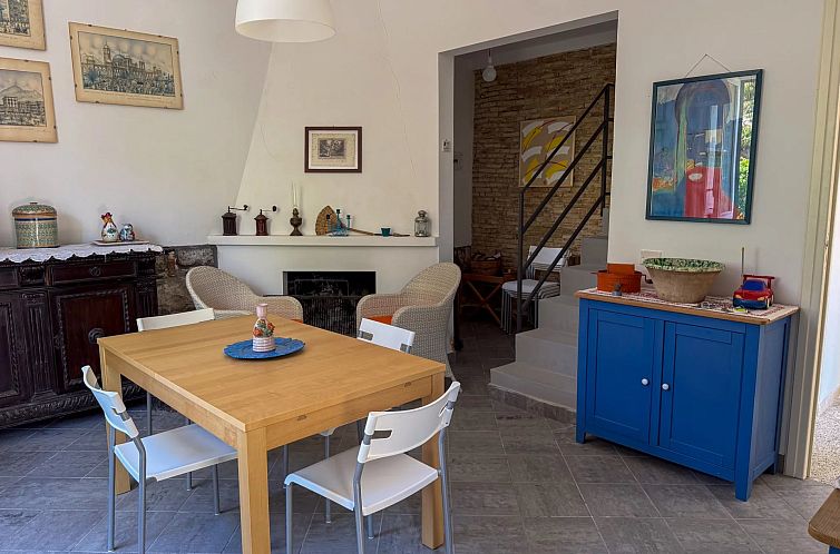 Vrijstaande woning in Scillato