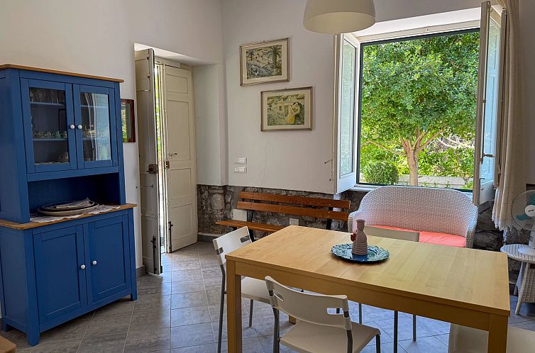 Vrijstaande woning in Scillato