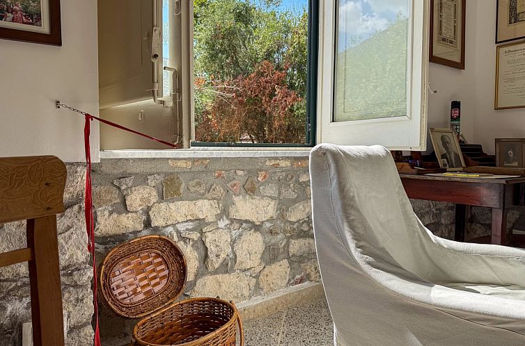 Vrijstaande woning in Scillato