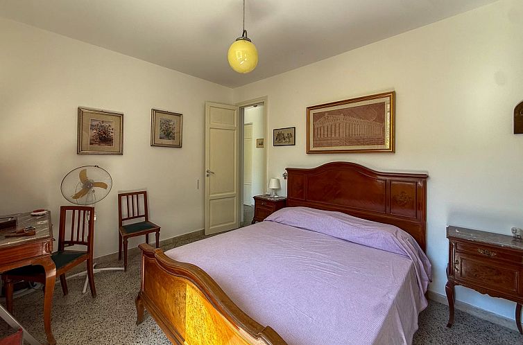 Vrijstaande woning in Scillato