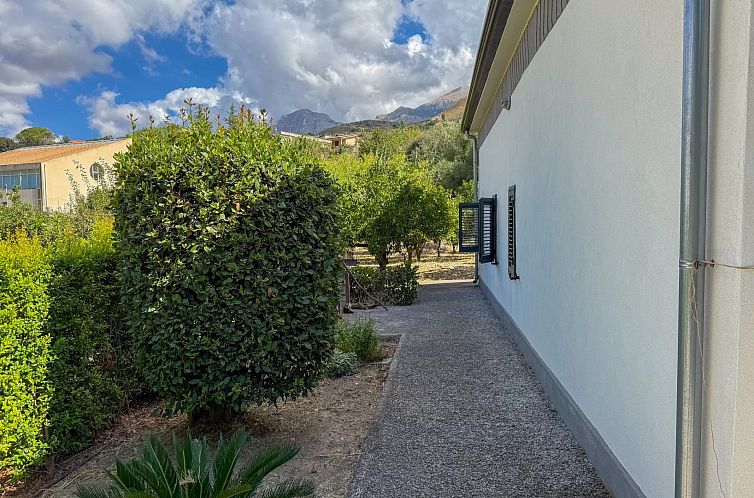 Vrijstaande woning in Scillato