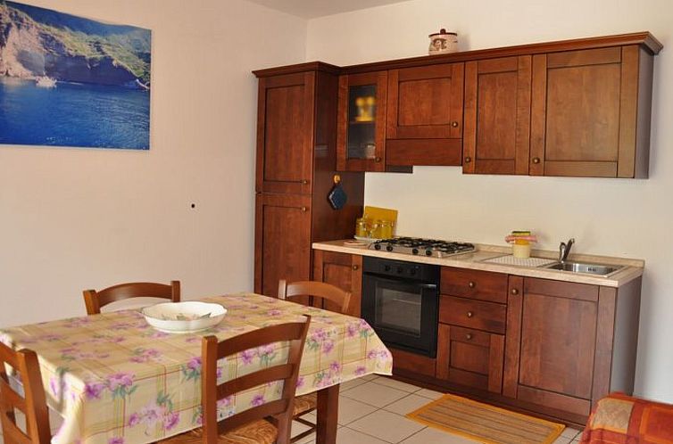 Appartement Wohnung 'Glicine ab 231' mit Terrasse