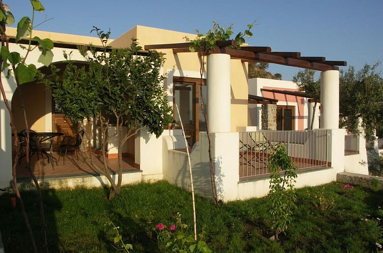 Appartement Panorama-Villa auf den Äolischen Inseln ab 773