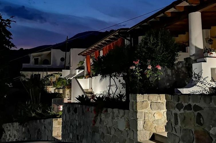 Appartement Wohnung 'Ginestra' mit Terrasse