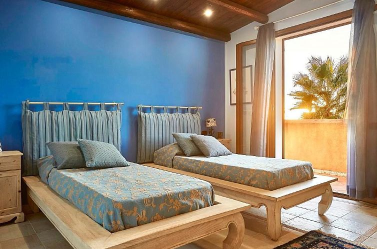 Vakantiehuis in Castelvetrano mit Gepflegtem Garten