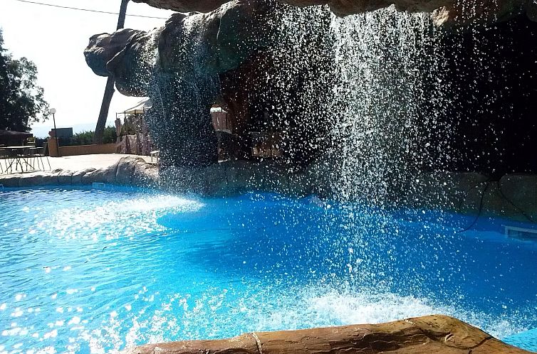 Appartement Wohnung mit Whirlpool und Schwimmbad