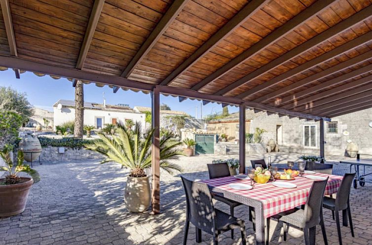 Vrijstaande woning in Modica