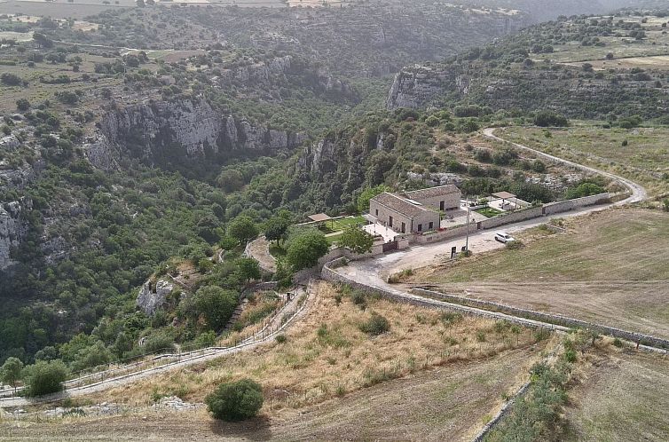 Vakantiehuis Komfortable Villa Castello - Blick auf Cava d'I