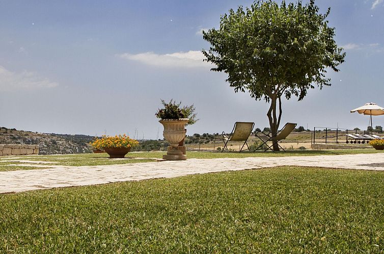 Vakantiehuis Komfortable Villa Castello - Blick auf Cava d'I