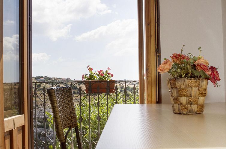 Vakantiehuis Komfortable Villa Castello - Blick auf Cava d'I