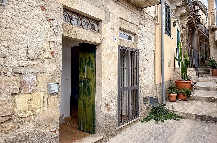 Vrijstaande woning in Modica