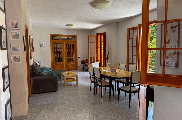 Vrijstaande woning in Campofelice Di Roccella