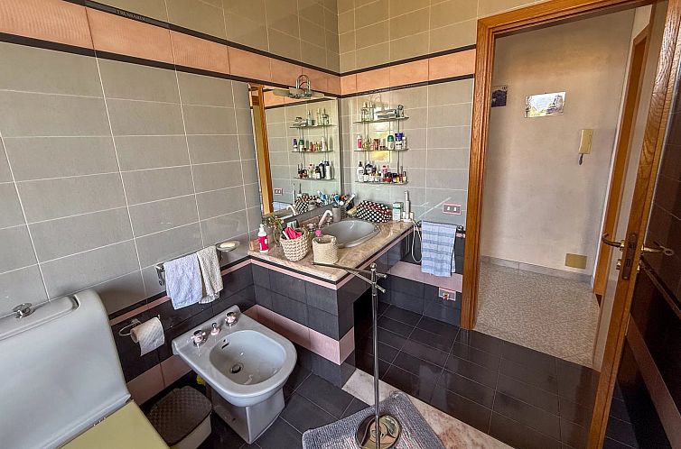 Vrijstaande woning in Campofelice Di Roccella