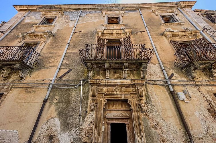 Vrijstaande woning in Collesano