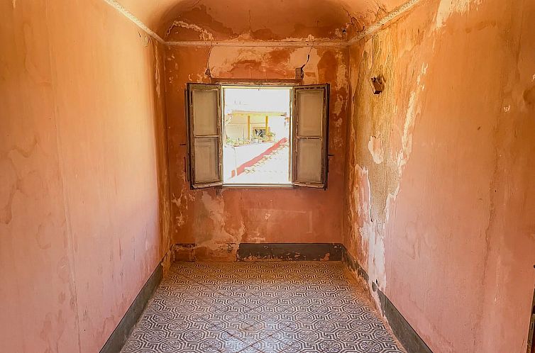 Vrijstaande woning in Collesano